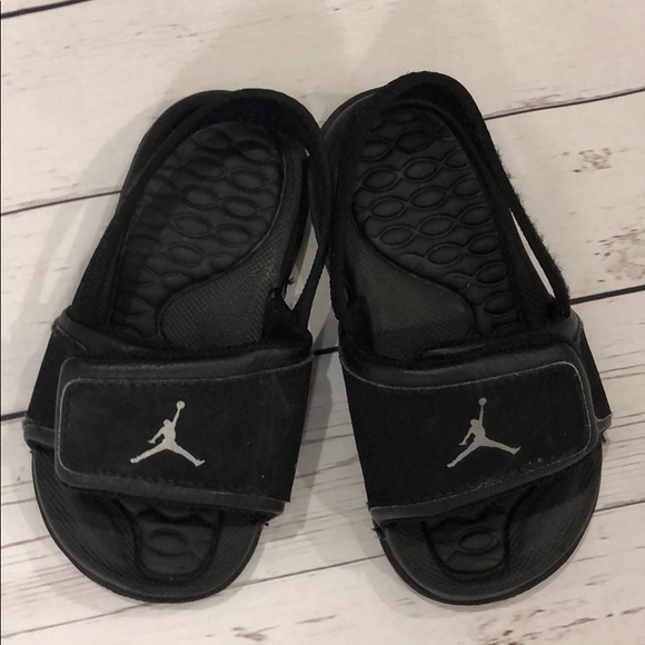 air jordan toddler sandals